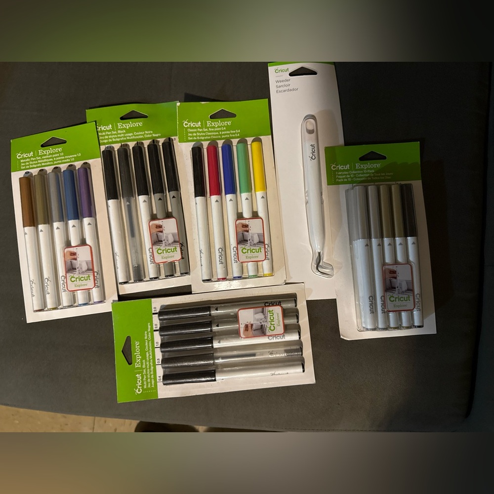 CRICUT EXPLORE BUNDLE OF 6